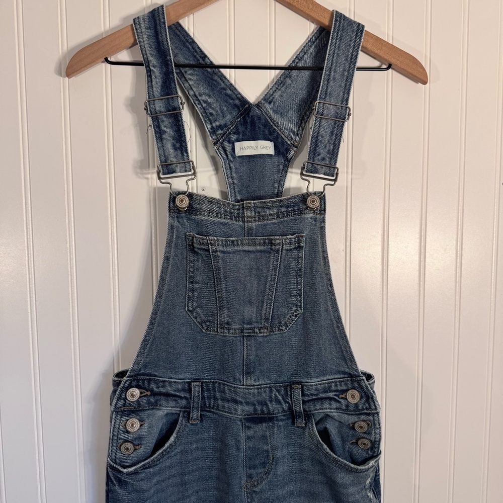 Happily Grey Overalls Medium Wash Denim Raw Hem Women’s Size 1/25 30” Inseam - Picture 2 of 13